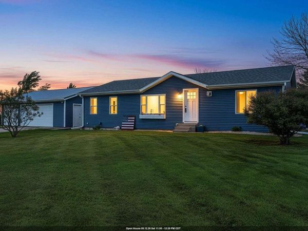 N2542 COUNTY RD F, Pulaski, WI 54162