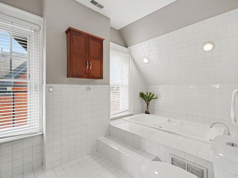 2523 Moorman Avenue, Cincinnati, OH 45206 Photo 24