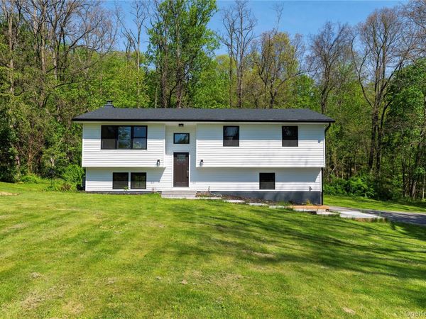 15 Larissa Lane , Wappingers Falls, NY 12590
