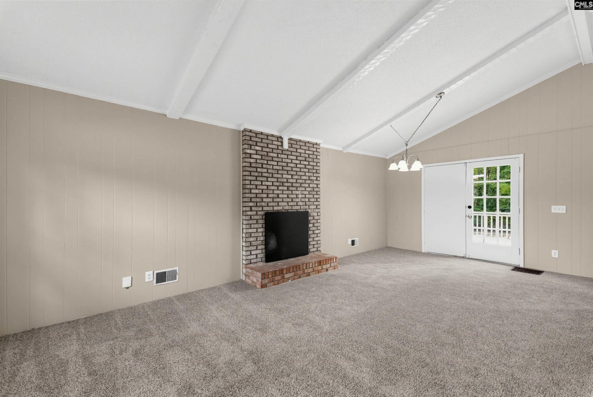 525 Friarsgate Boulevard Photo 12