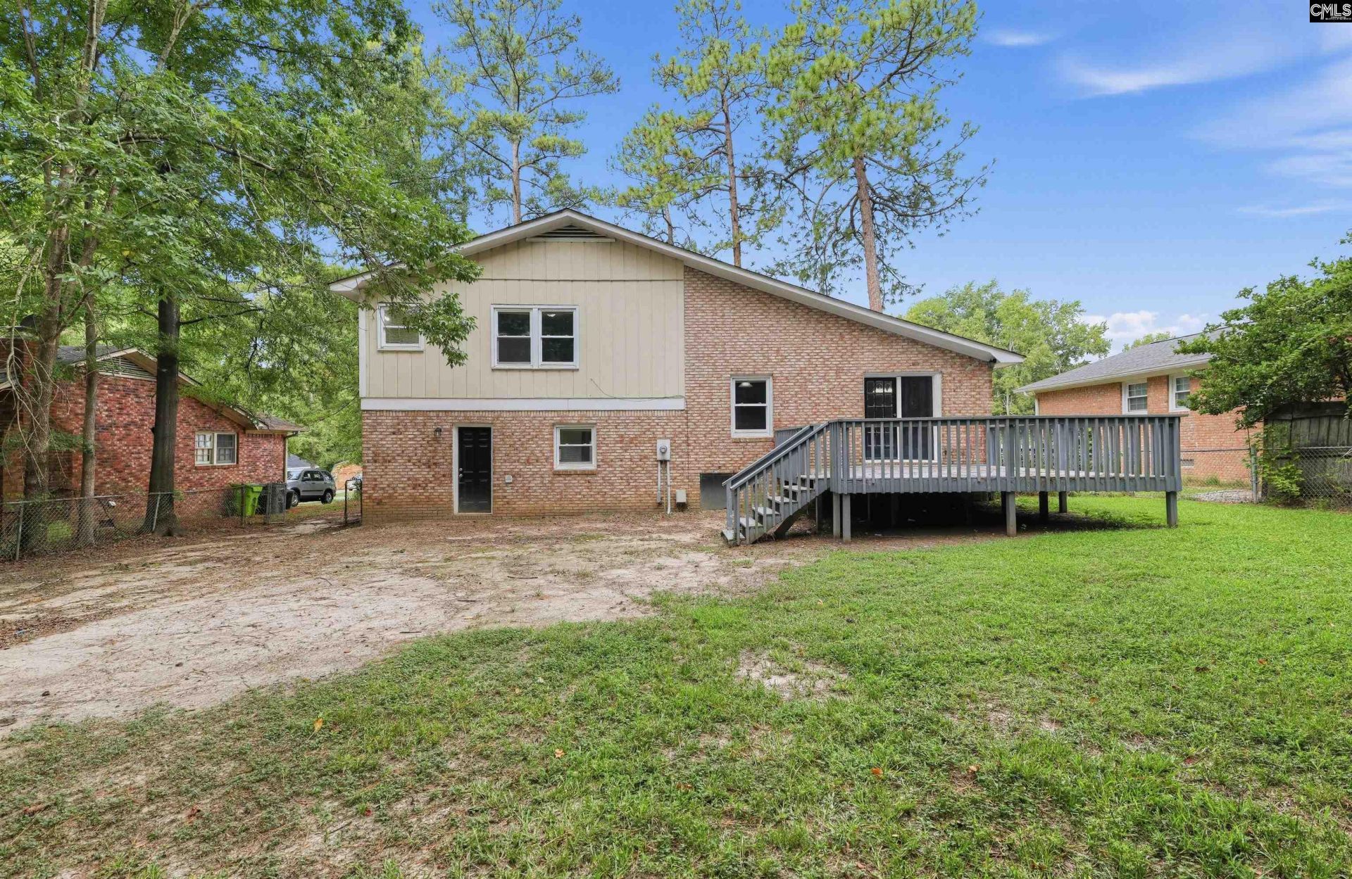 525 Friarsgate Boulevard Photo 6