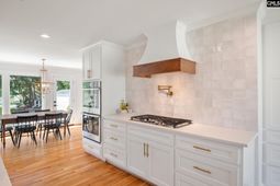 4612 Carter Hill Drive photo 4