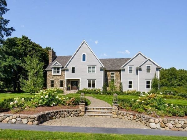 4 Haywood Farm, Lynnfield, MA 01940