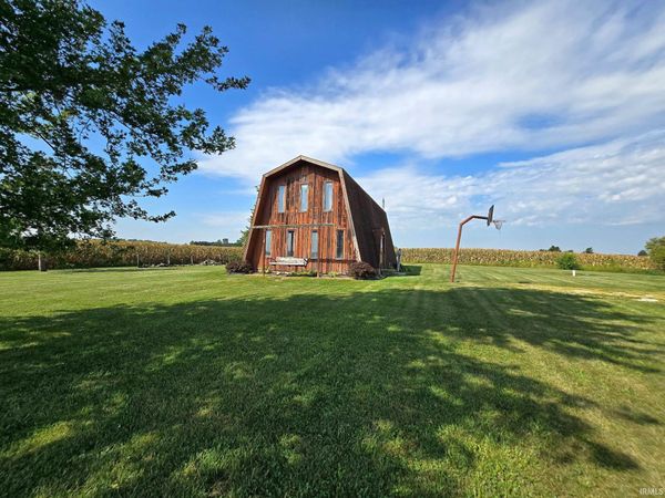16777 N CR 750 W, Gaston, IN 47342