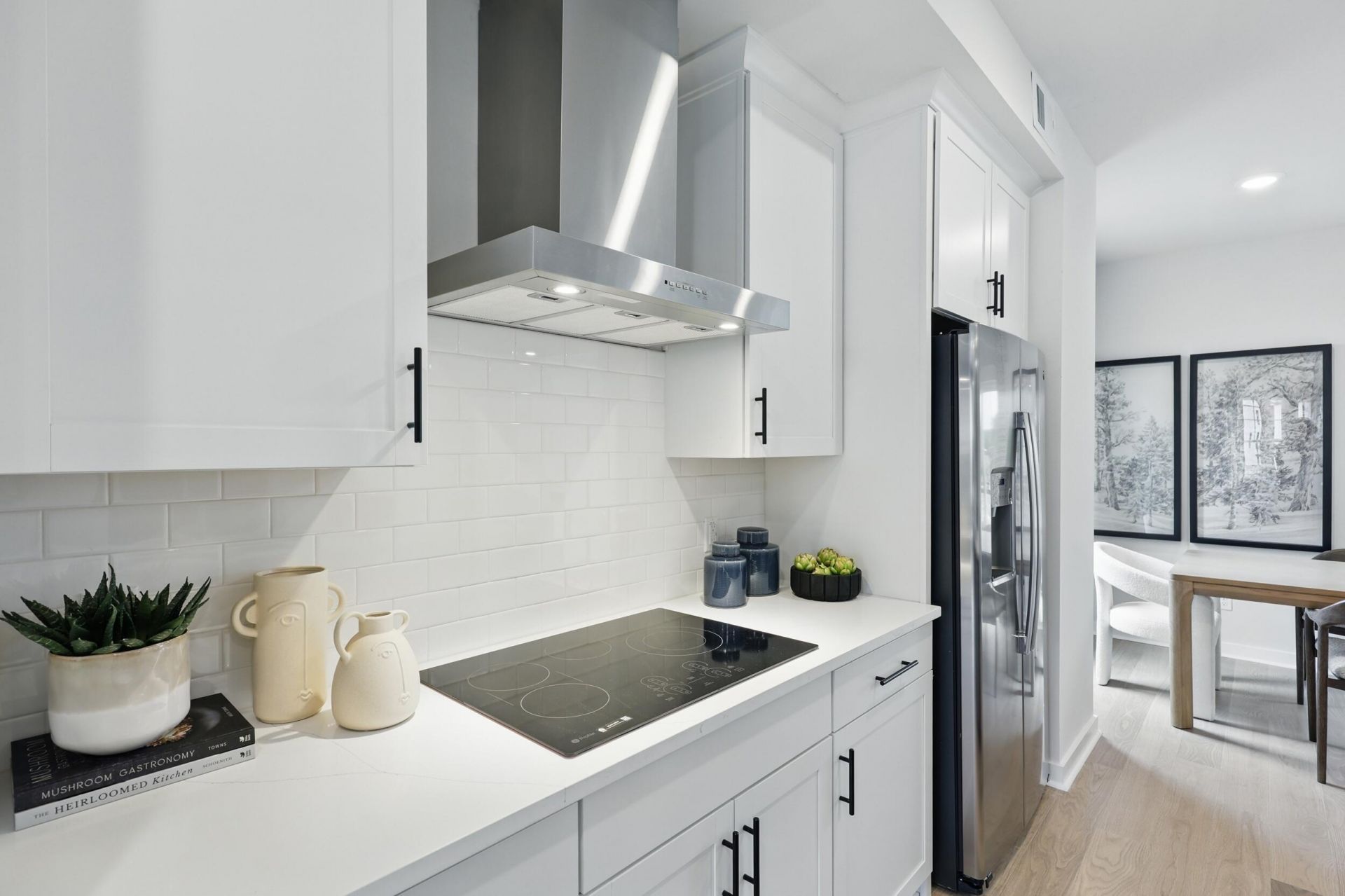 109 Royal Fern Road Photo 3