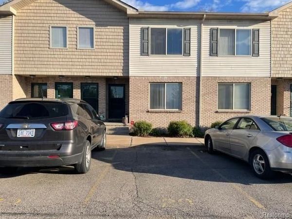 20 EDEN PARK Drive , Dearborn Heights, Mi 48127