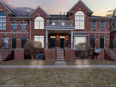 3245 Newbury Place, Troy, Mi 48084