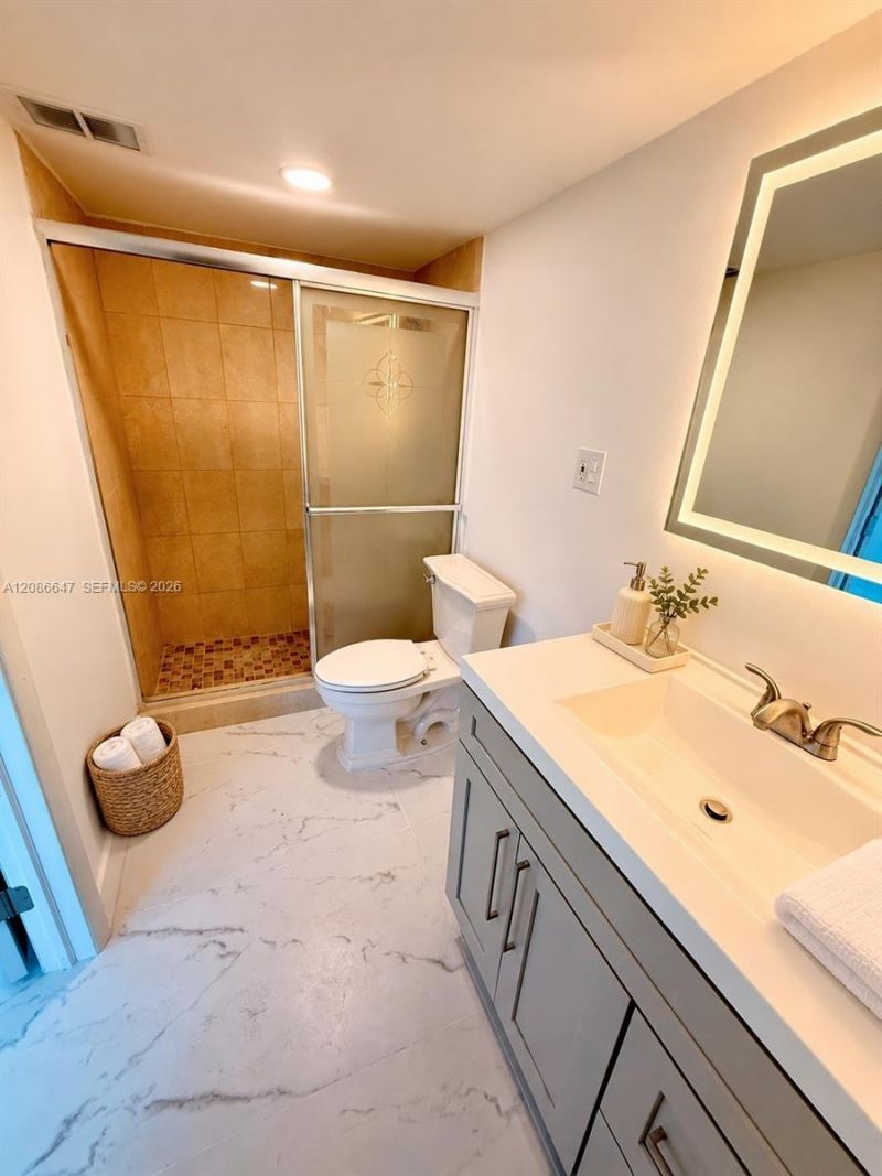 1811 Sabal Palm Dr, Unit 202, Davie, FL 33324 Photo