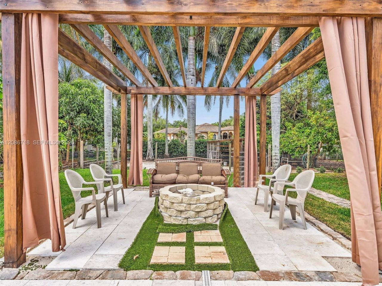 5301 SW 190th Ave, Southwest Ranches, FL 33332 Photo