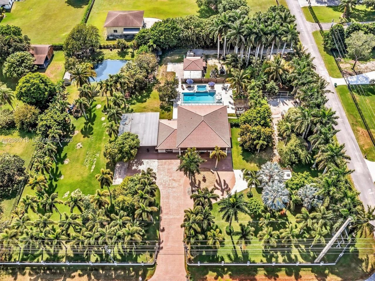 5301 SW 190th Ave, Southwest Ranches, FL 33332 Photo