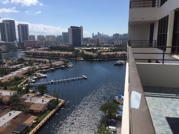 2500 Parkview Dr , Unit 2004, Hallandale Beach, FL 33009