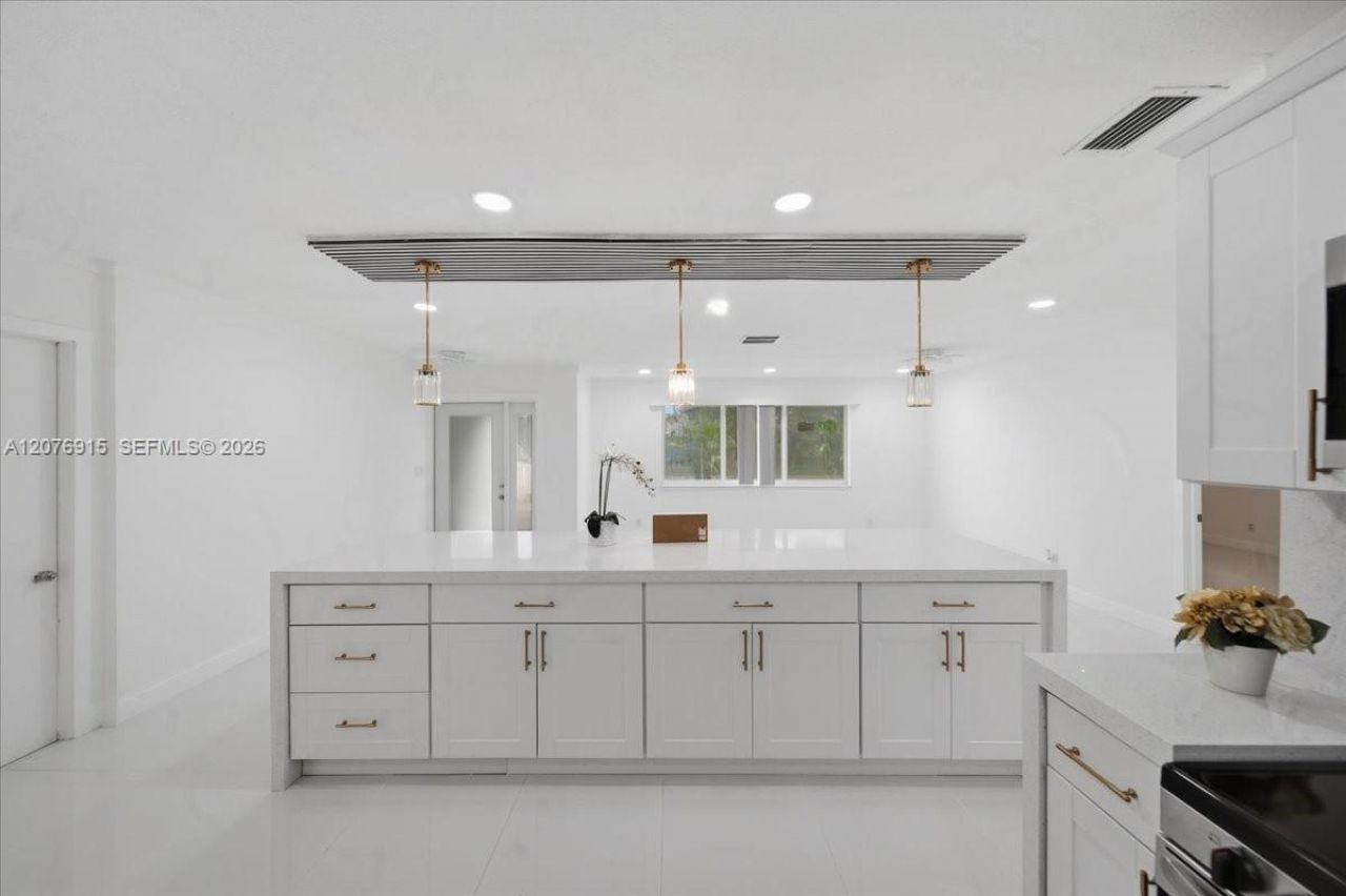 8300 SW 26th Pl, Davie, FL 33328 Photo