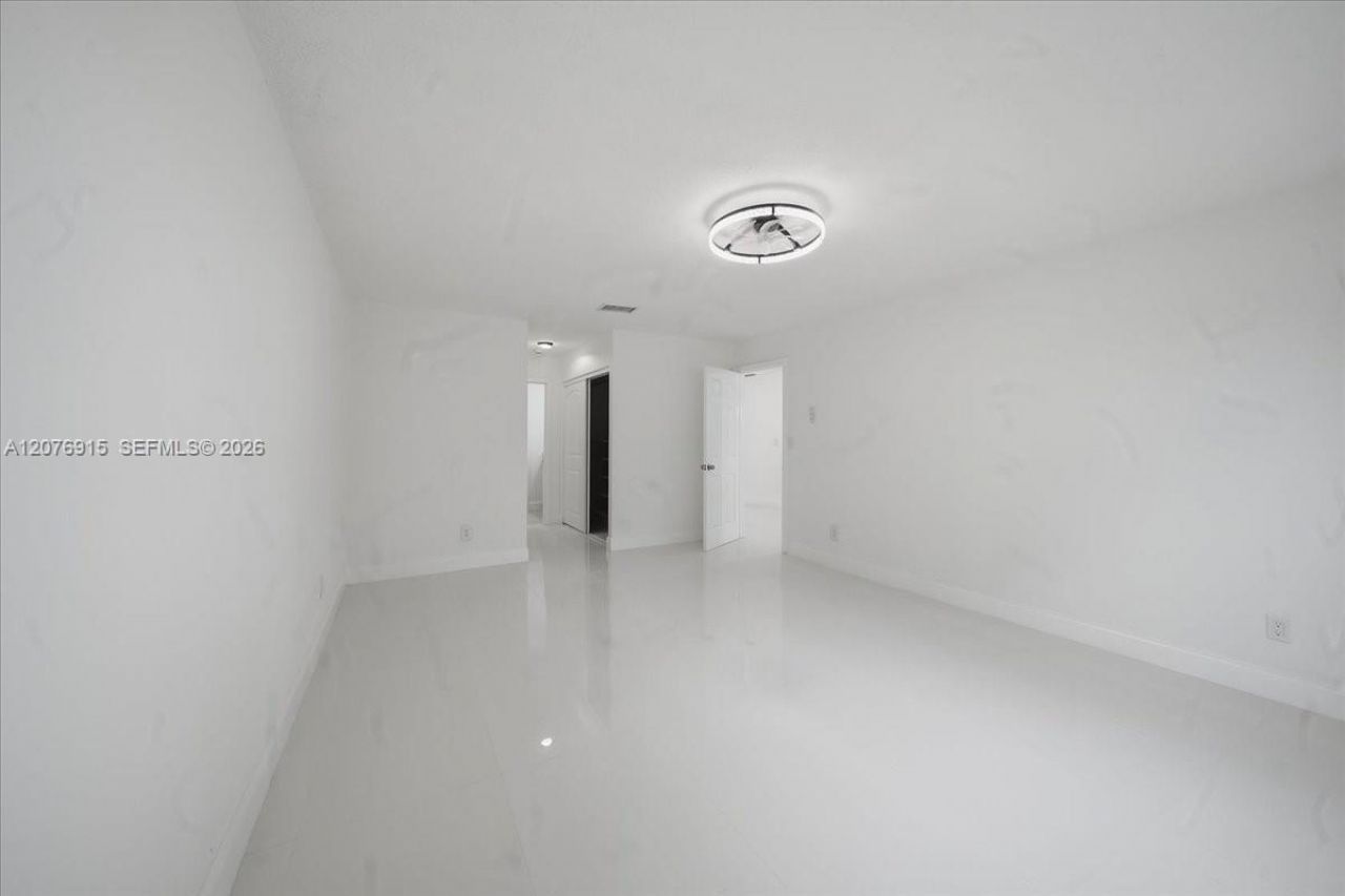 8300 SW 26th Pl, Davie, FL 33328 Photo