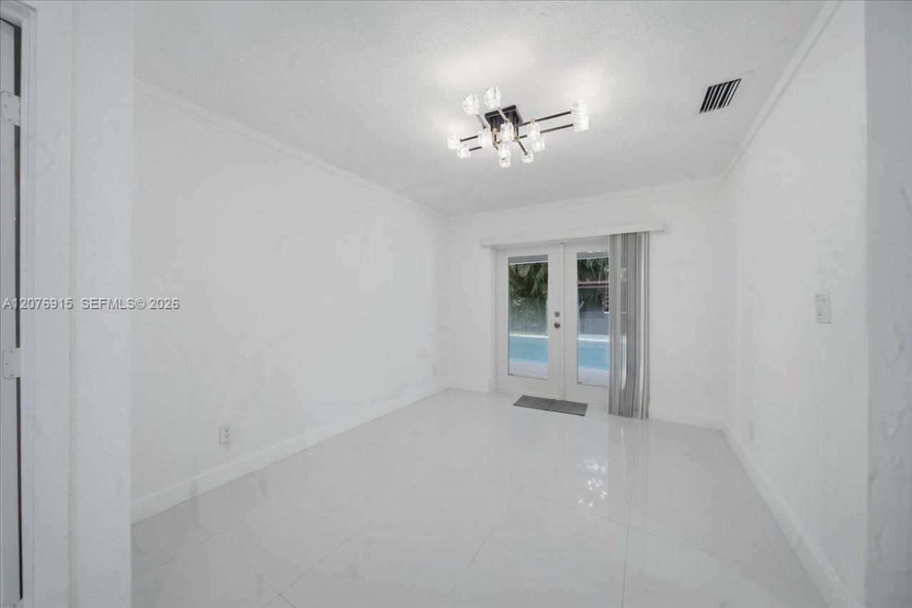 8300 SW 26th Pl, Davie, FL 33328 Photo