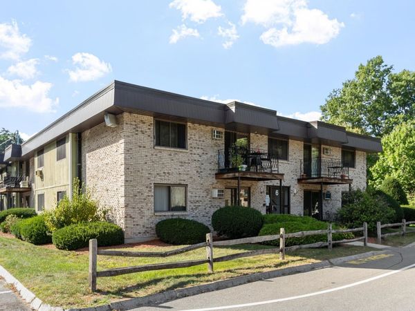6 Strawberry Bank Road, Unit 5, Nashua, NH 03062