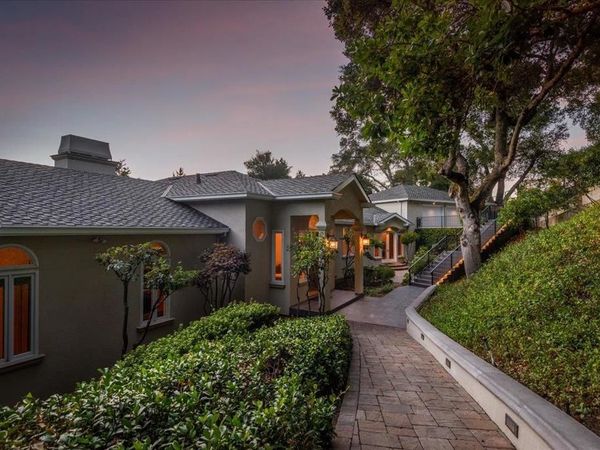 55 Vista Verde Way, Portola Valley, CA 94028