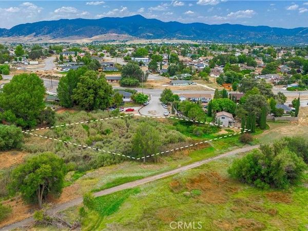 22470 Fontana Street, Tehachapi, CA 93561