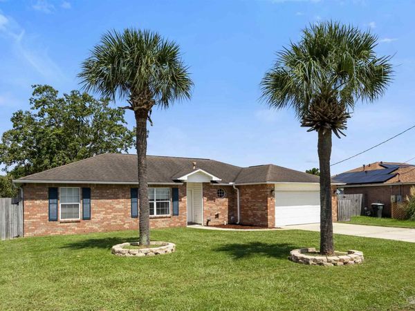 114 Trinidad Ct, Pensacola, FL 32506