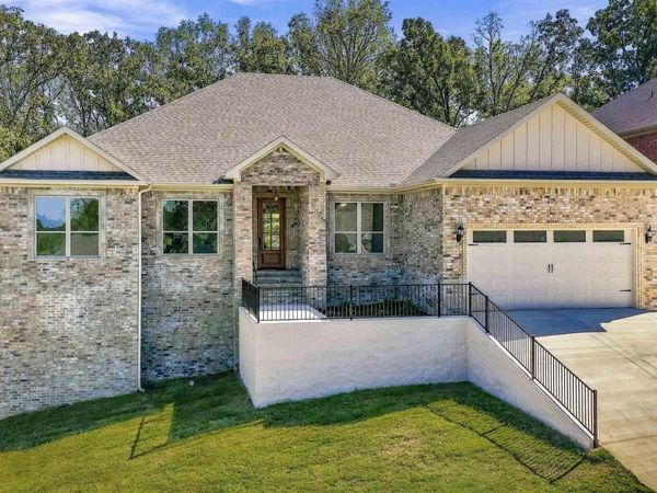 14 Wellington Place, Cabot, AR 72023