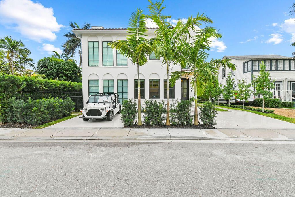 226 Oleander Avenue, Unit 3, Palm Beach, FL 33480 Main Photo