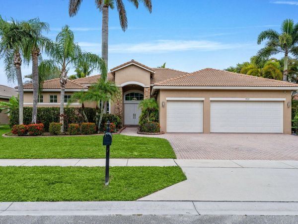 9919 Royal Cardigan Way, West Palm Beach, FL 33411