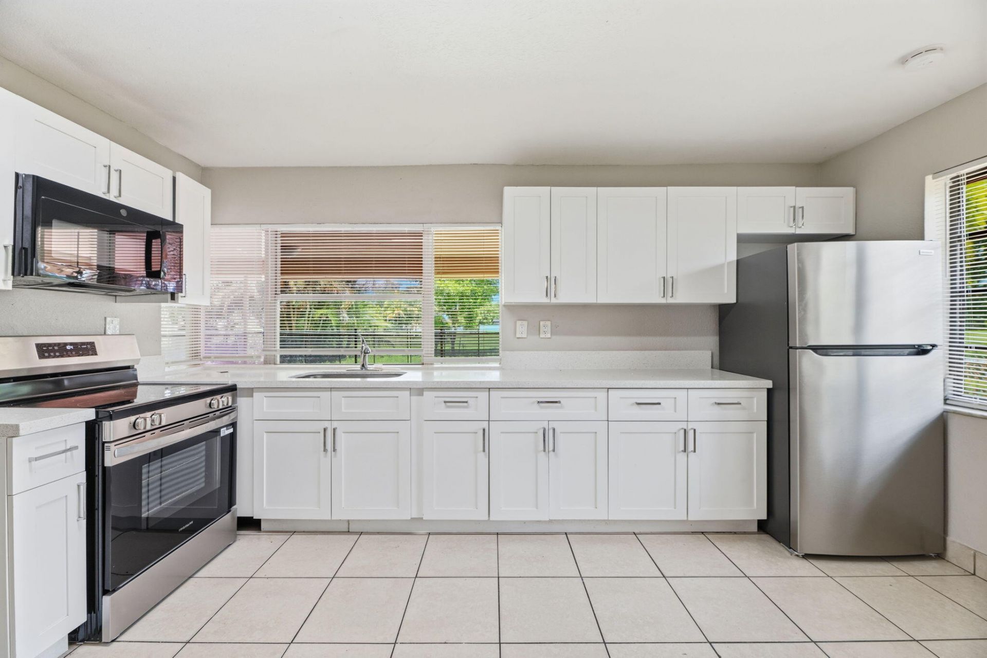 3427 NW 37th Street, Lauderdale Lakes, FL 33309 Photo