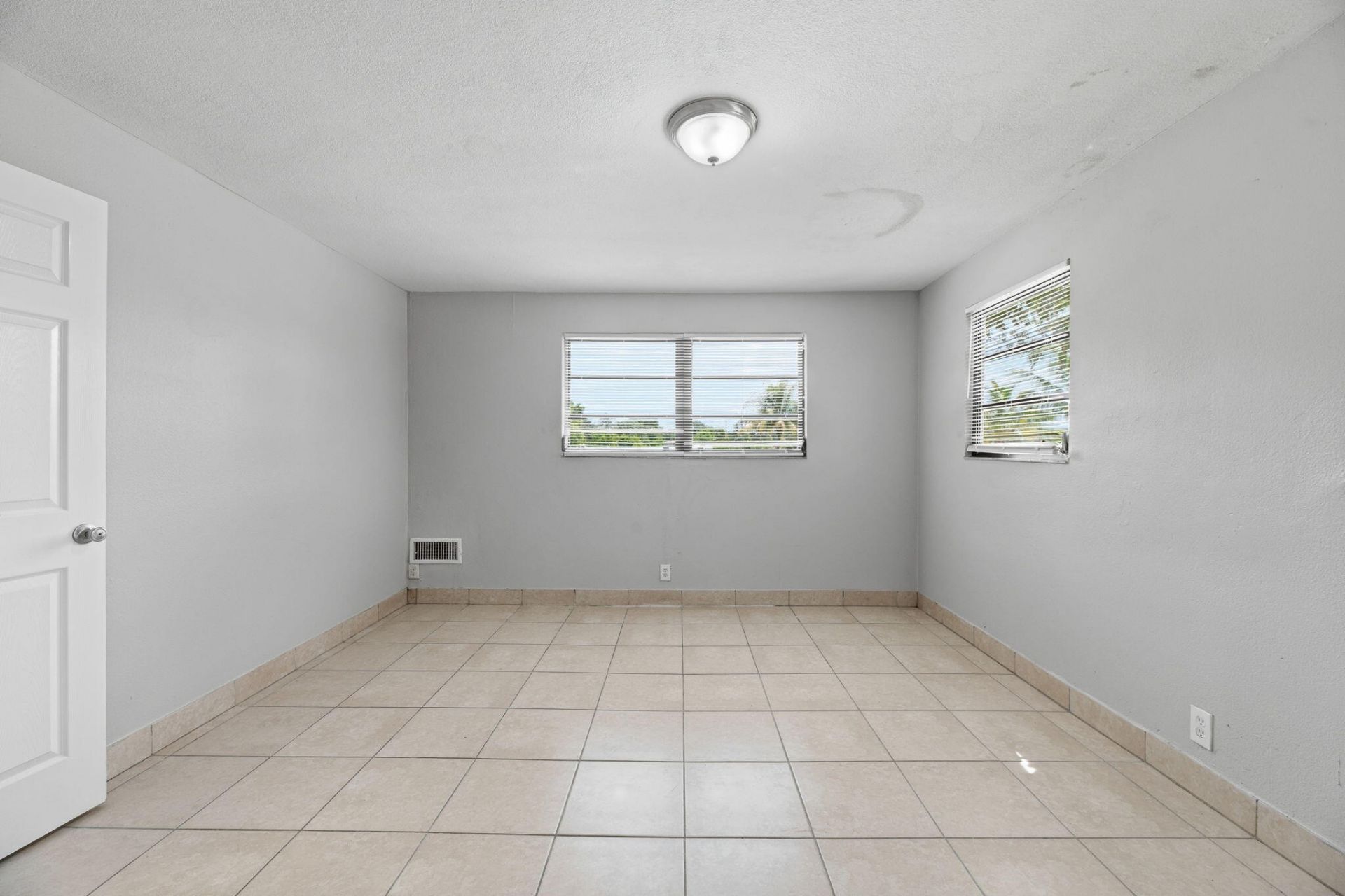 3427 NW 37th Street, Lauderdale Lakes, FL 33309 Photo