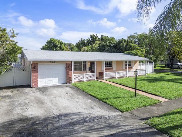 7081 TAYLOR Street, Hollywood, FL 33024