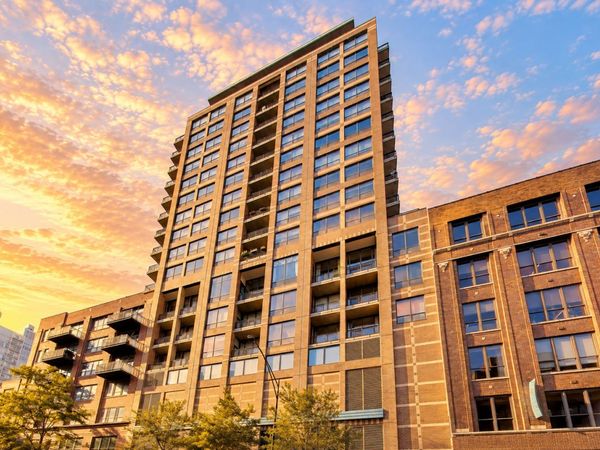 400 W ONTARIO Street, Unit 502, Chicago, IL 60654