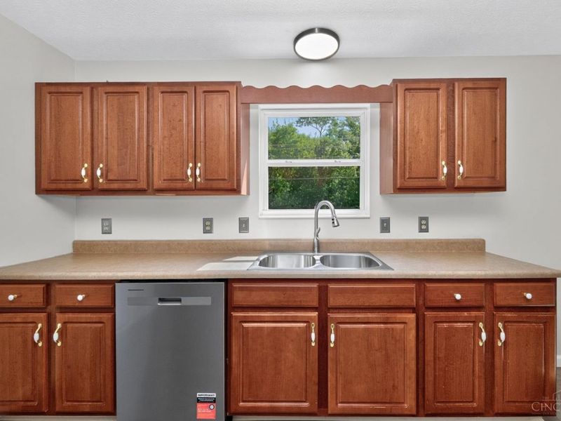 9765 St Rt 350, Washington Township, OH 45113 Photo 11
