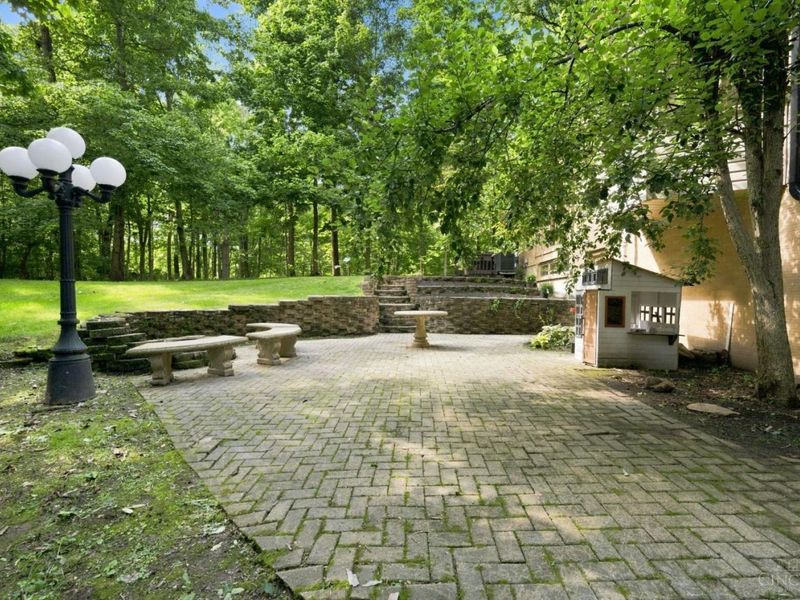 947 Woodcreek Drive, Miami Township, OH 45150 Photo 65