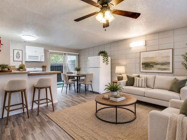2213 Capri Drive, Unit 103, Fort Worth, TX 76114
