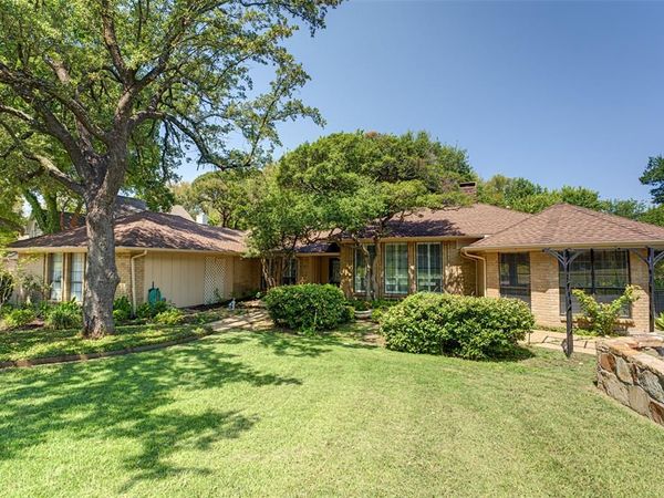 1990 Wind Hill Road , Rockwall, TX 75087