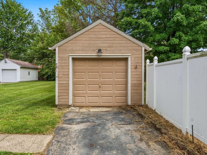 1380 Linwood Avenue, Columbus, OH 43206 Photo 18