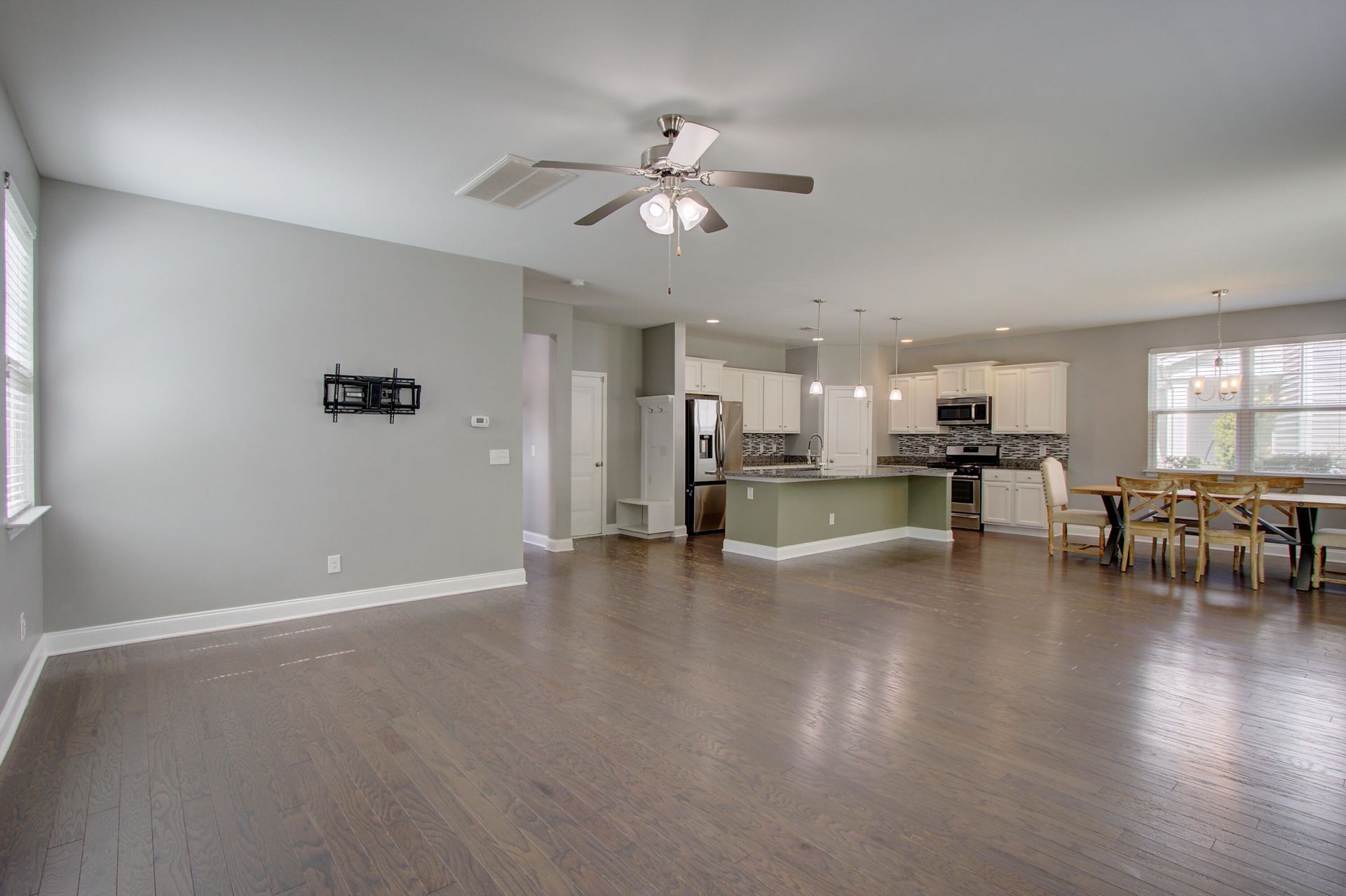437 Forsters Tern Street Photo 9