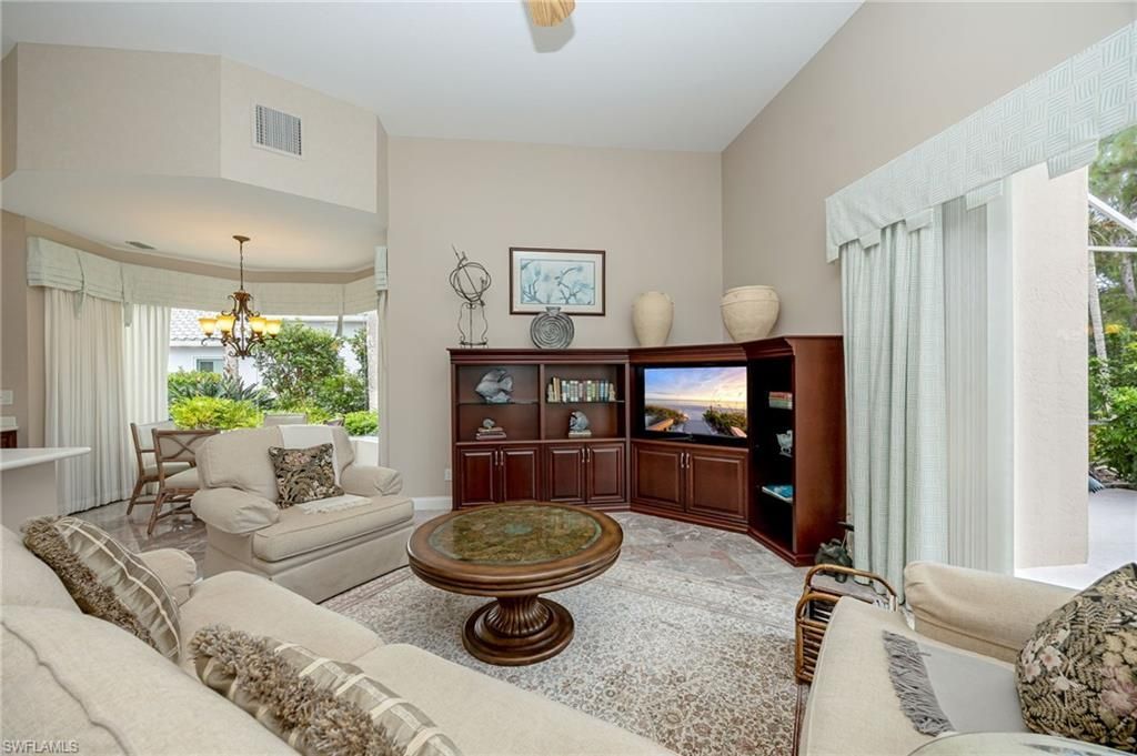 429 Rosemeade Ln, Naples, FL 34105 Photo