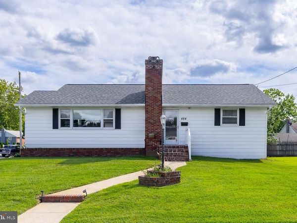 484 BRADY AVENUE, GIBBSTOWN, NJ 08027