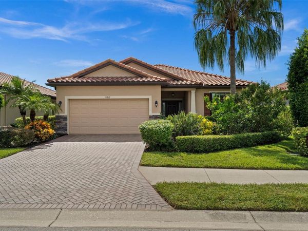 8212 36TH STREET E, SARASOTA, FL 34243