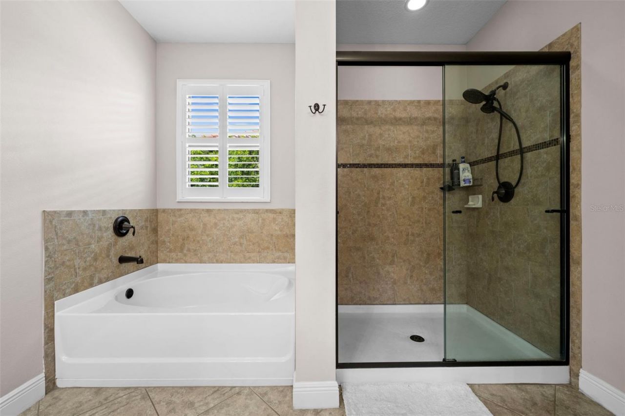 8212 36th Street E, Sarasota, FL 34243 Photo