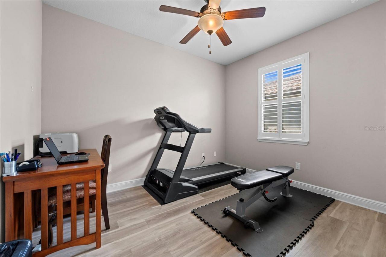 8212 36th Street E, Sarasota, FL 34243 Photo