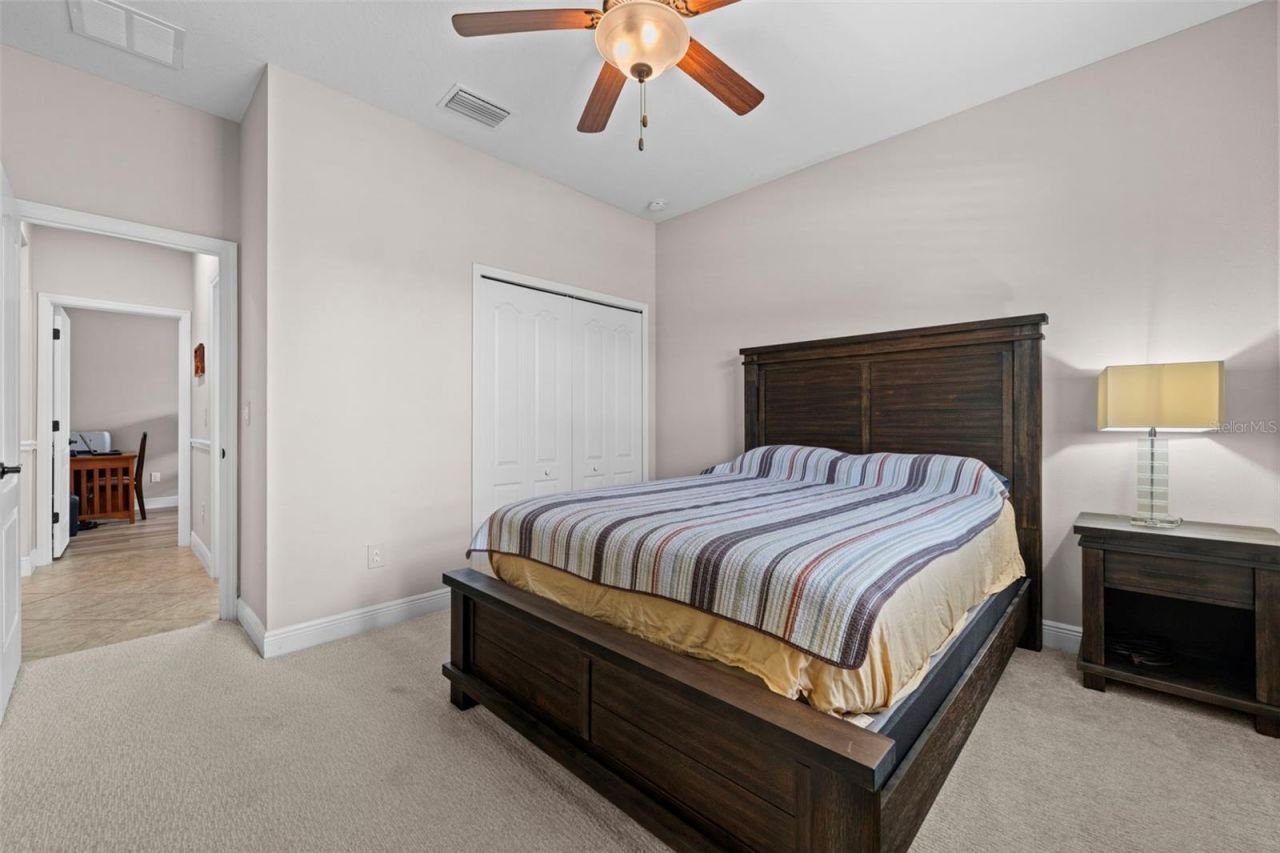 8212 36th Street E, Sarasota, FL 34243 Photo