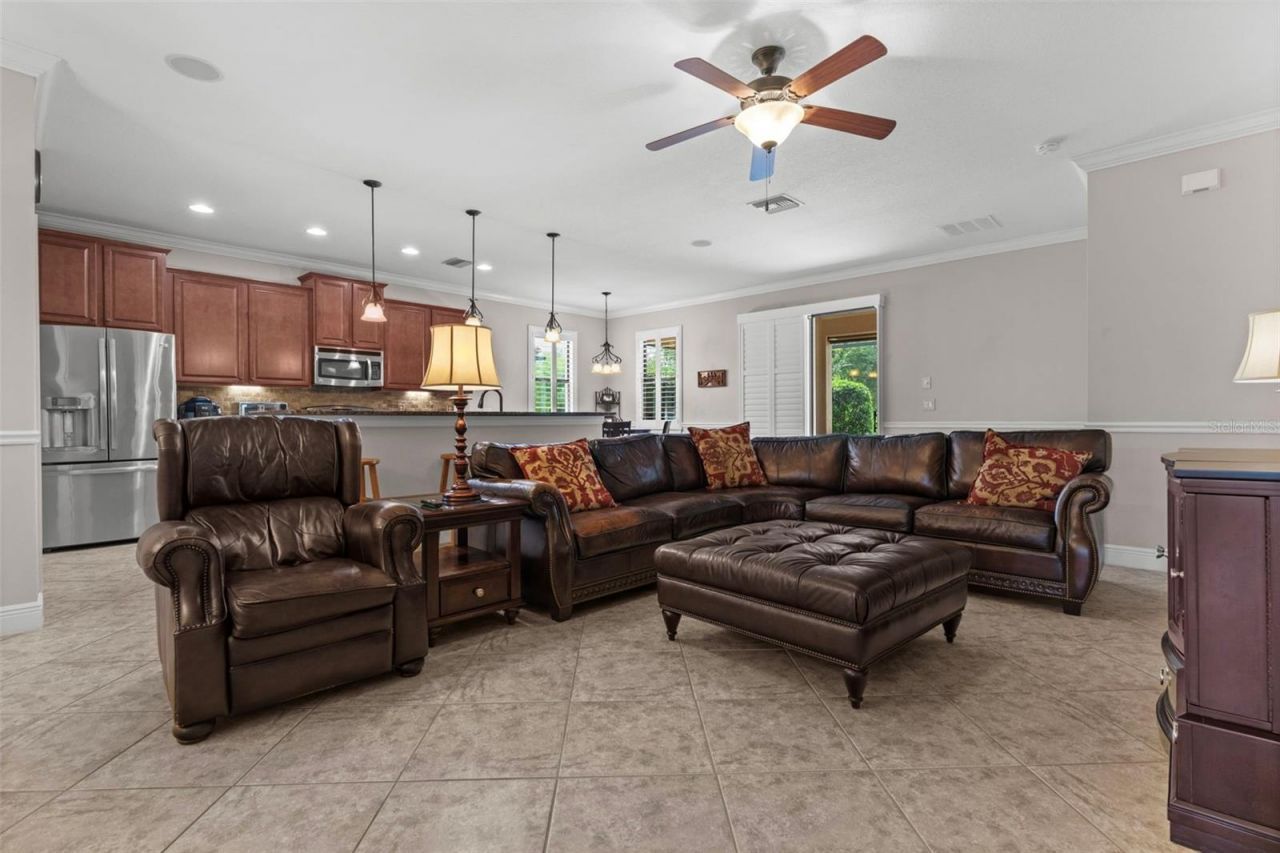 8212 36th Street E, Sarasota, FL 34243 Photo