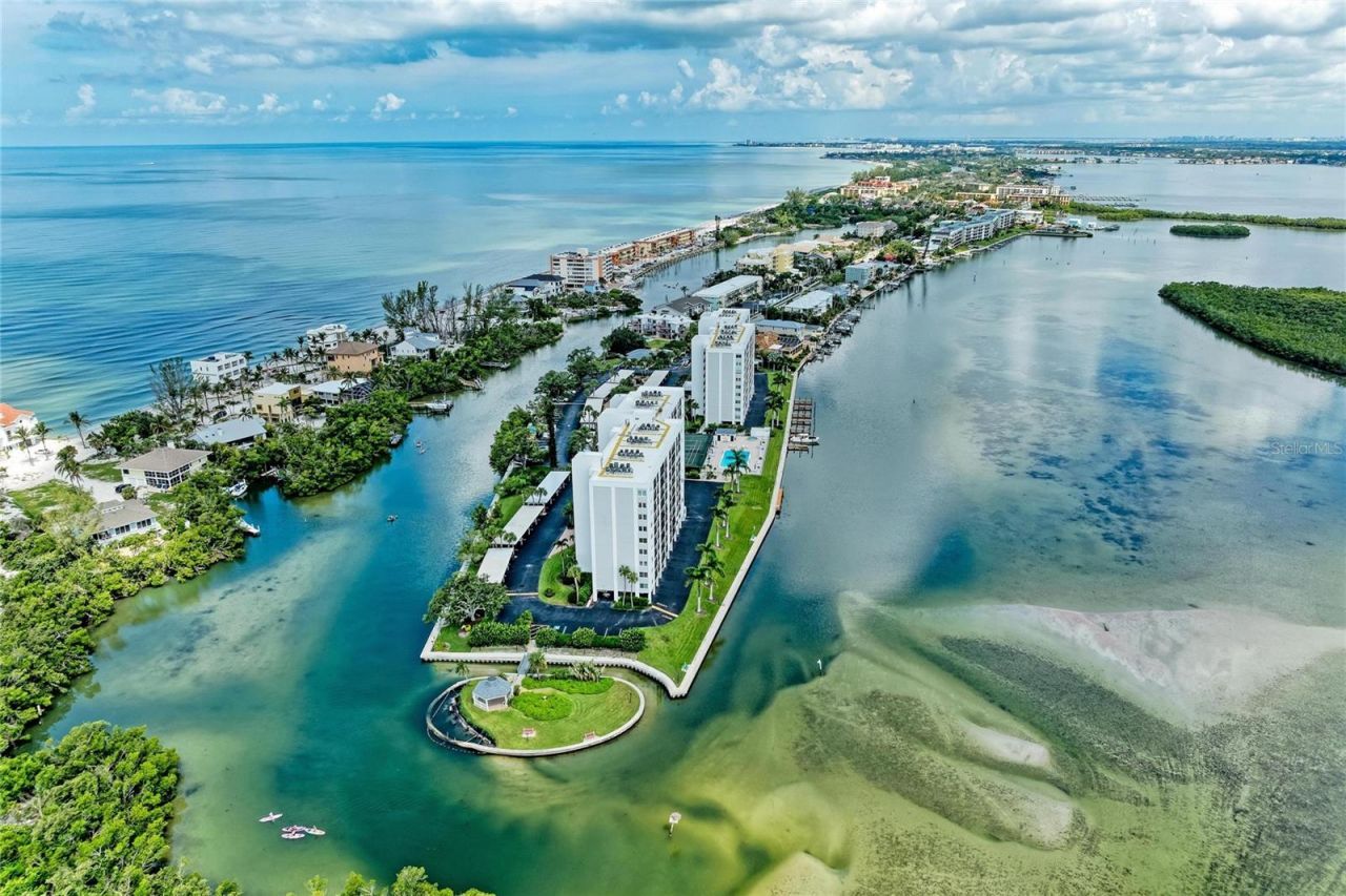 9393 Midnight Pass Road, Unit 205, Sarasota, FL 34242 Photo