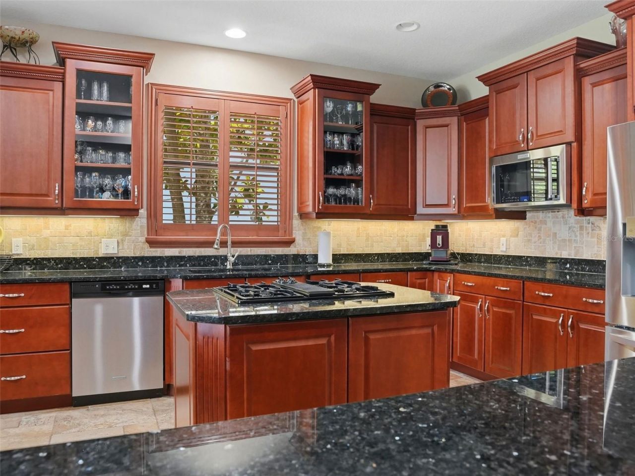 2707 Lakebreeze Lane S, Clearwater, FL 33759 Photo