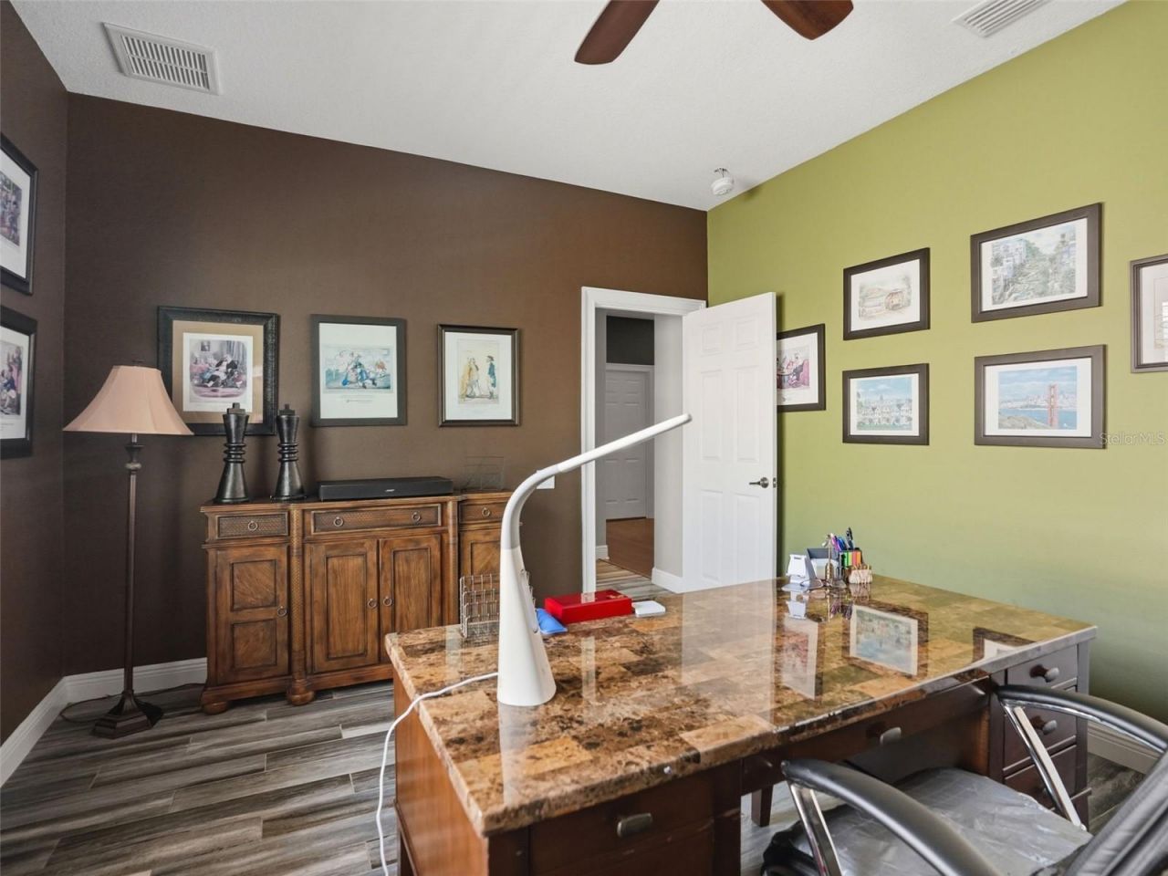 2707 Lakebreeze Lane S, Clearwater, FL 33759 Photo