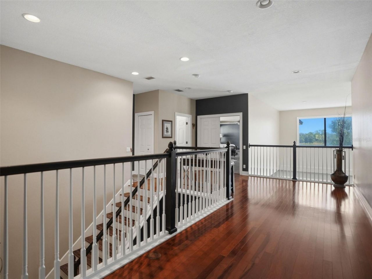 2707 Lakebreeze Lane S, Clearwater, FL 33759 Photo