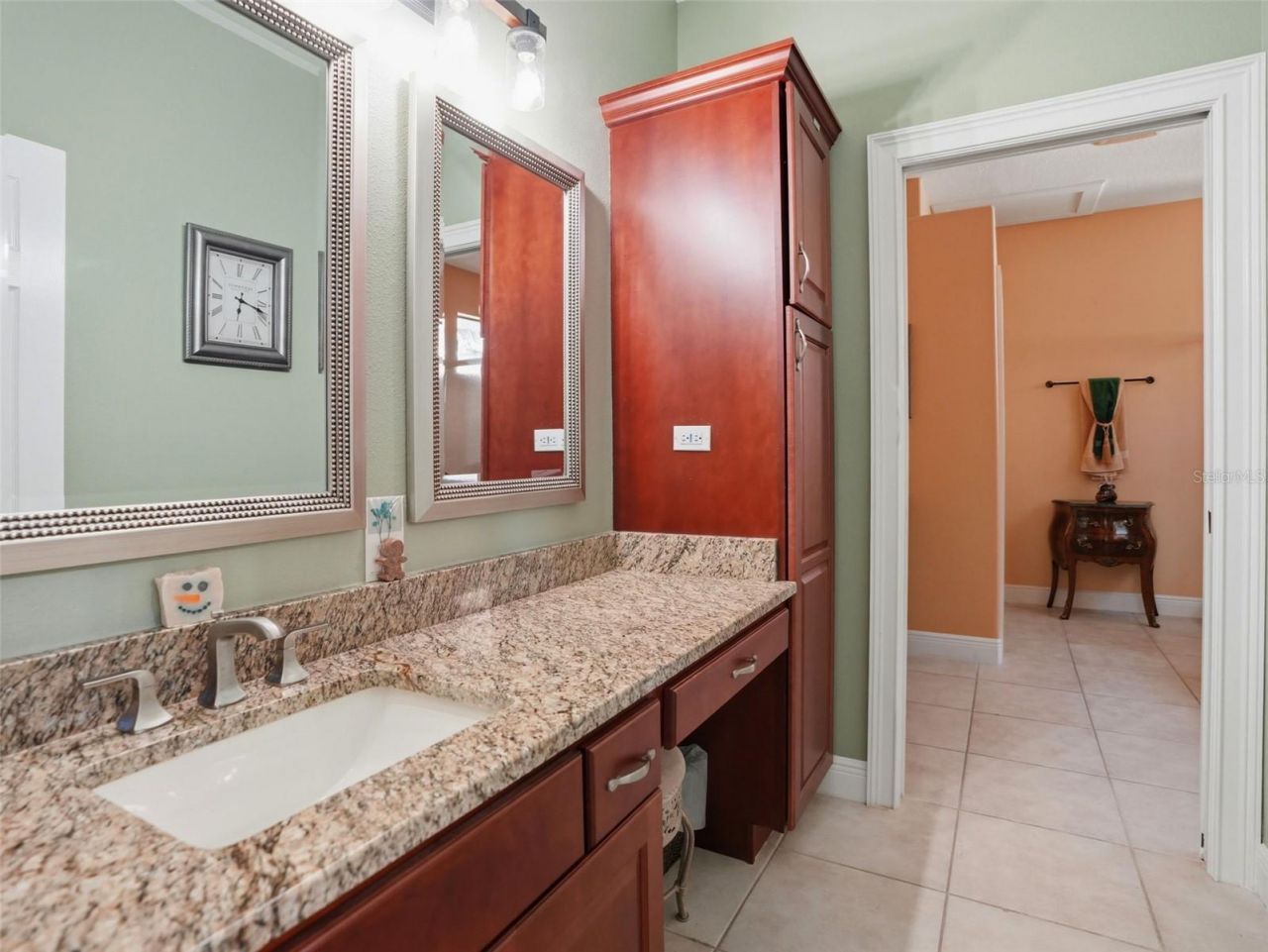 2707 Lakebreeze Lane S, Clearwater, FL 33759 Photo