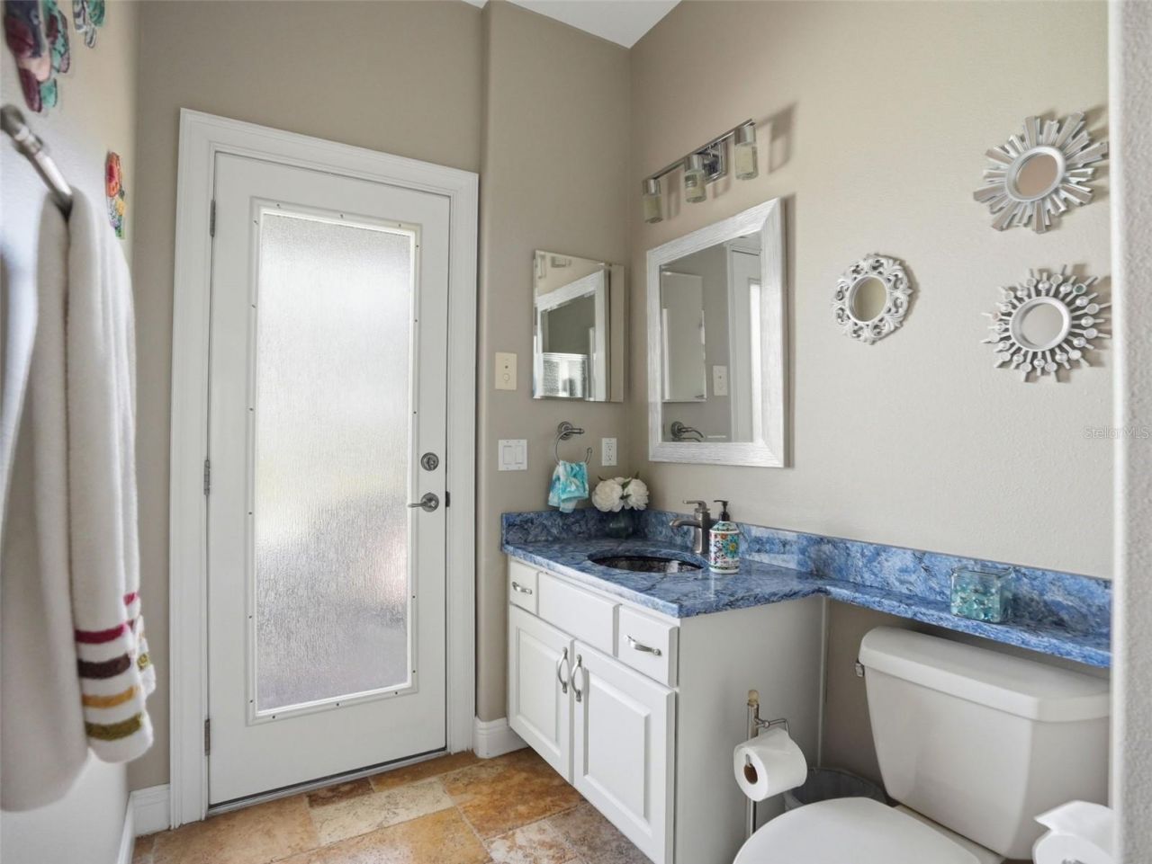 2707 Lakebreeze Lane S, Clearwater, FL 33759 Photo