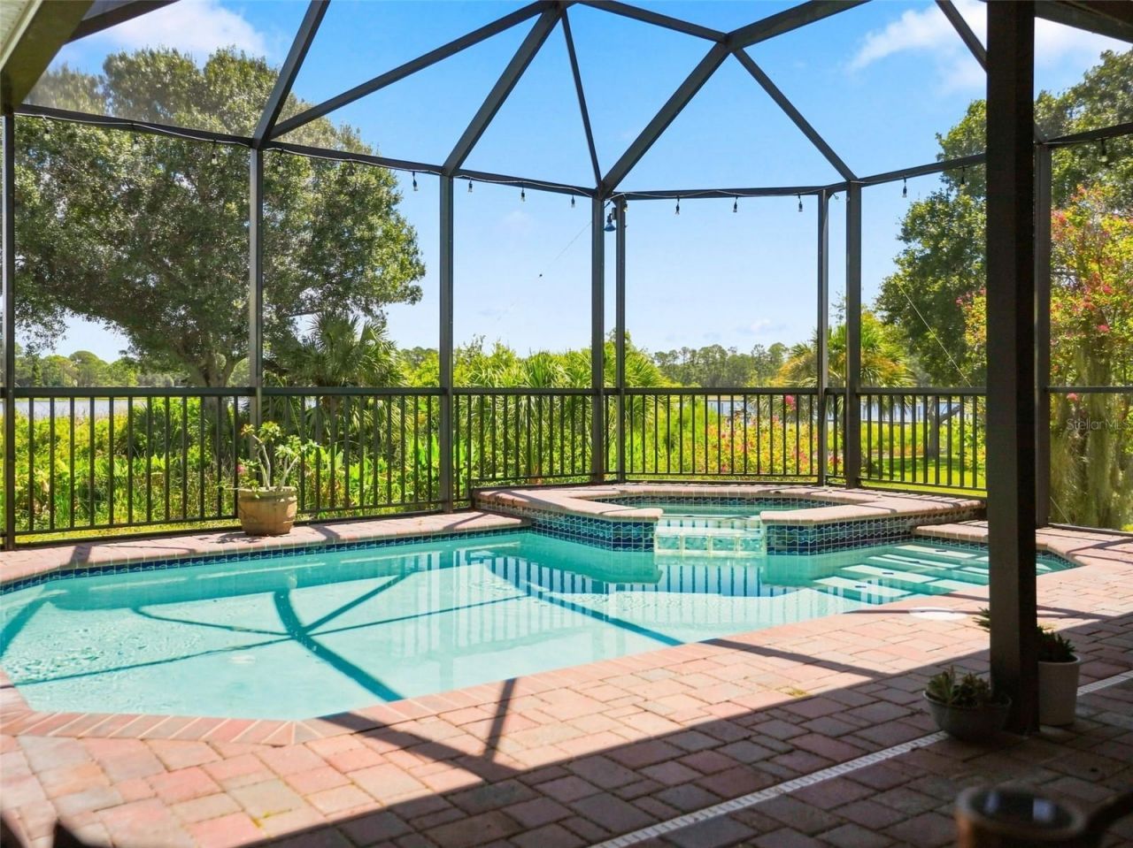 2707 Lakebreeze Lane S, Clearwater, FL 33759 Photo