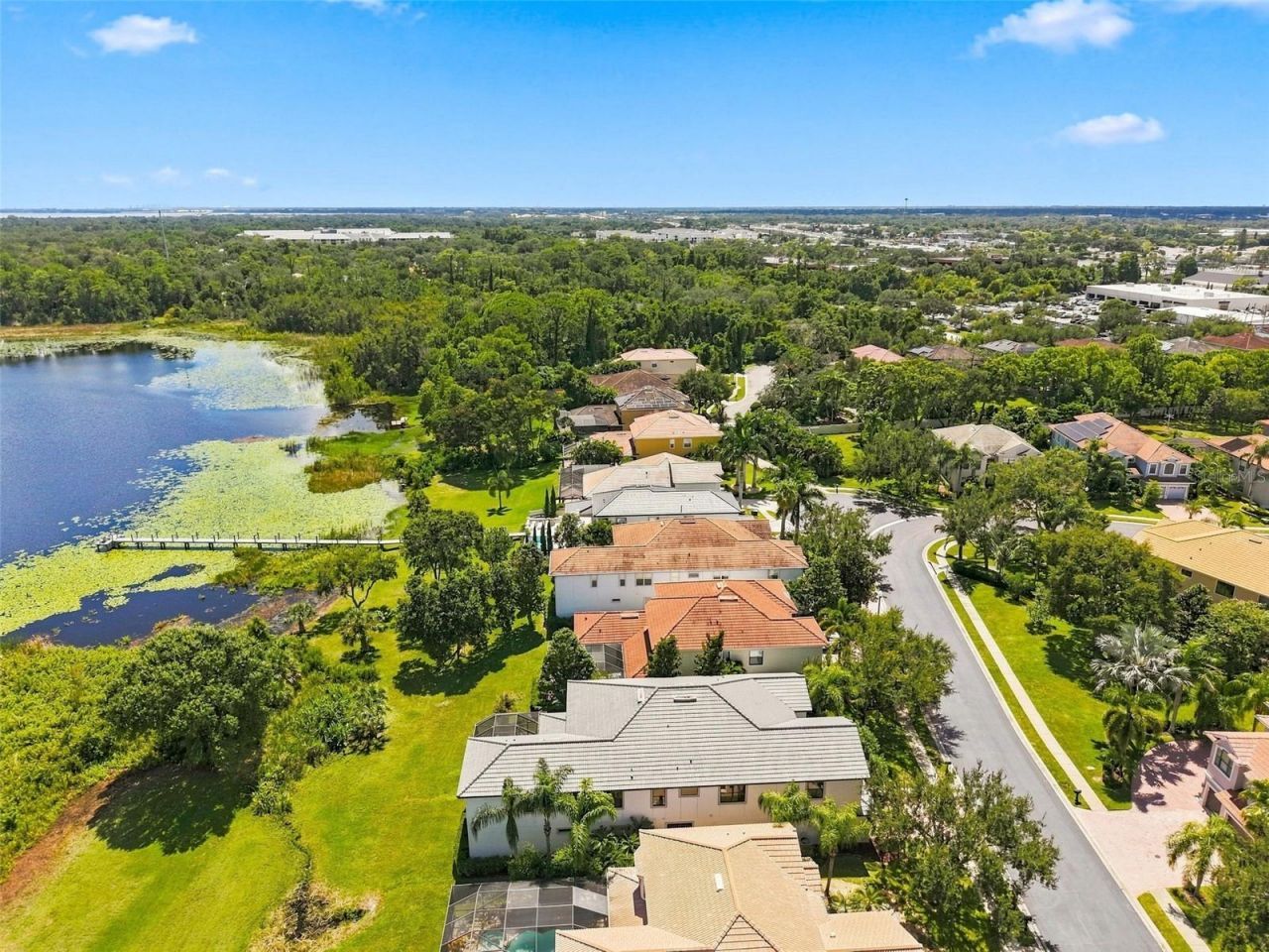 2707 Lakebreeze Lane S, Clearwater, FL 33759 Photo